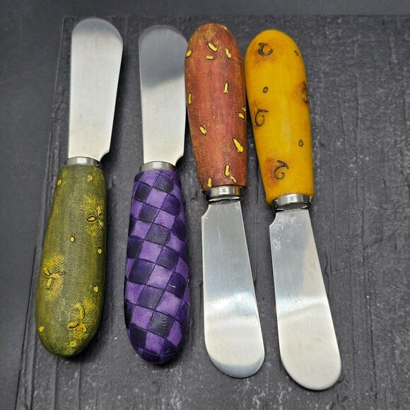 Set Of 4 Joie De Vivre Cheese Spreaders Fruit Motif Handles HS253 - Picture 3 of 4